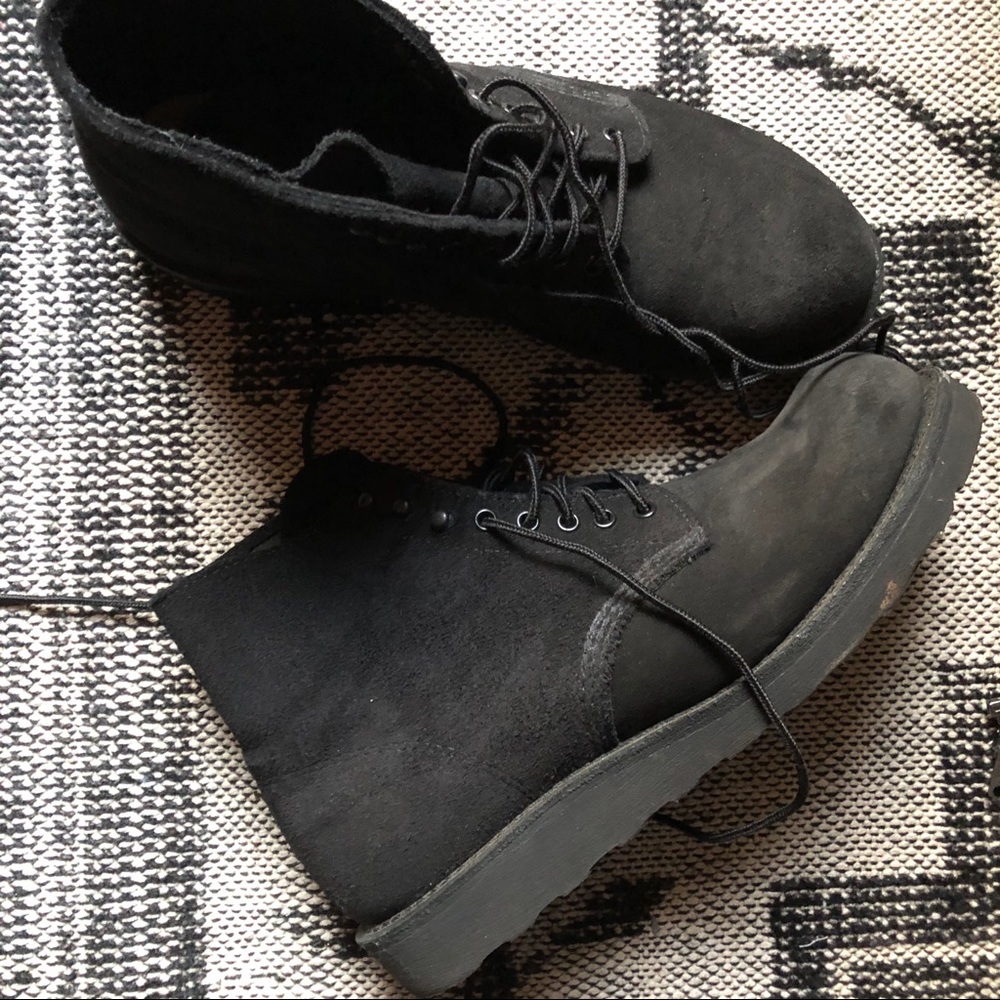 Red Wing 1989 6’ Black Rough Out Leather Boots